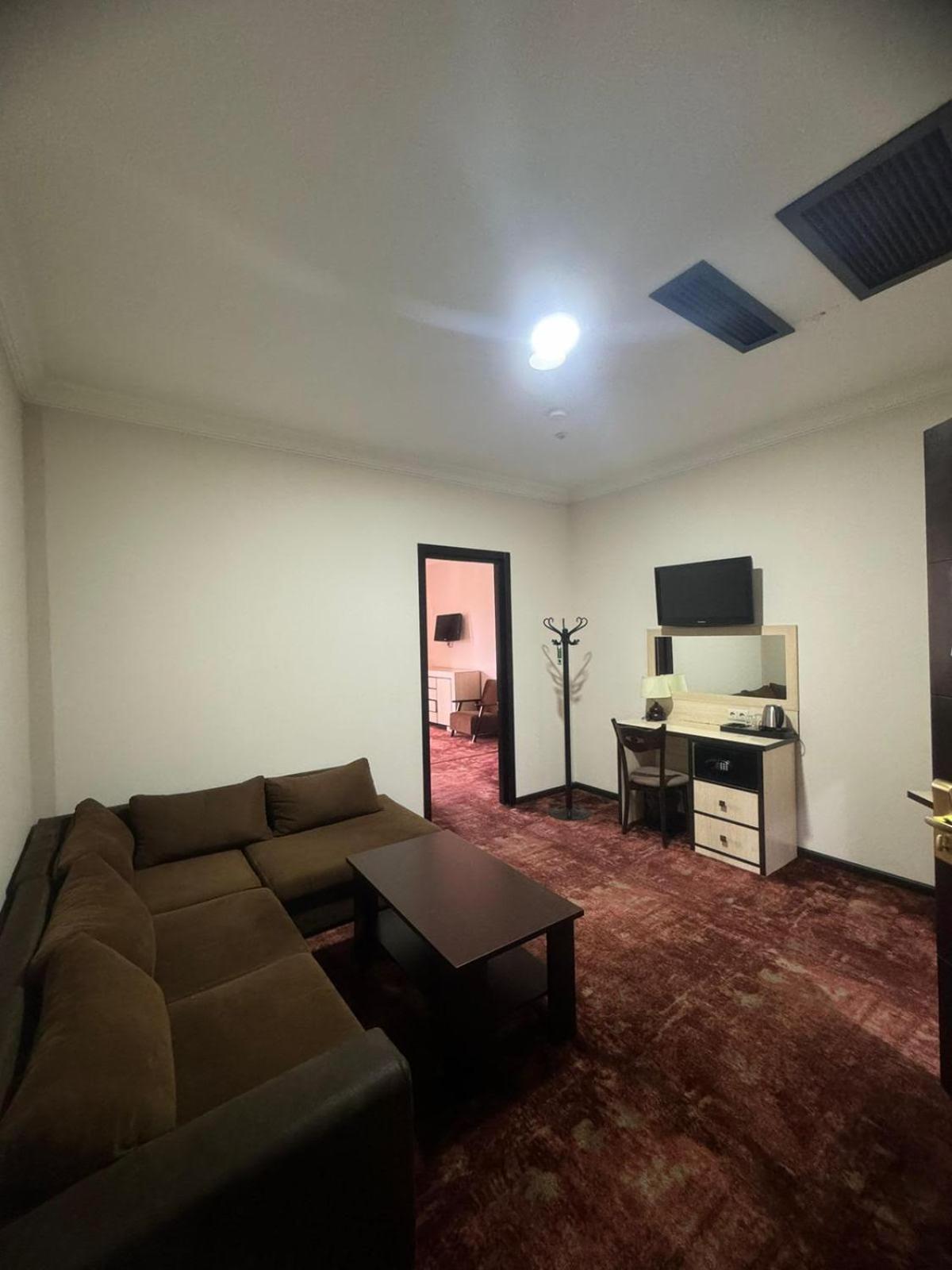 Hotel Beka Palace Tbilisi Eksteriør bilde